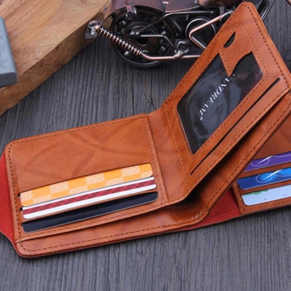 Engraved Leather Wallet - Picture 5 of 6